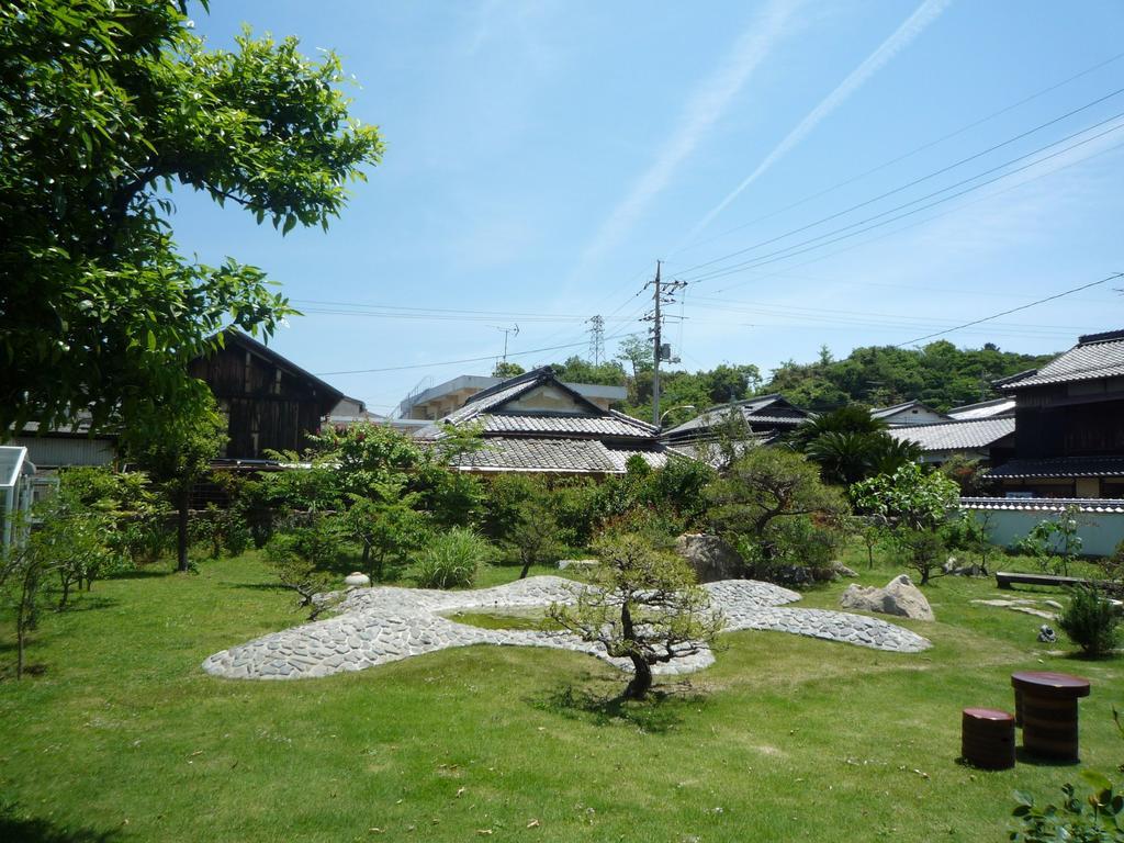 Guest House Oomiyake Naoshima Exteriör bild